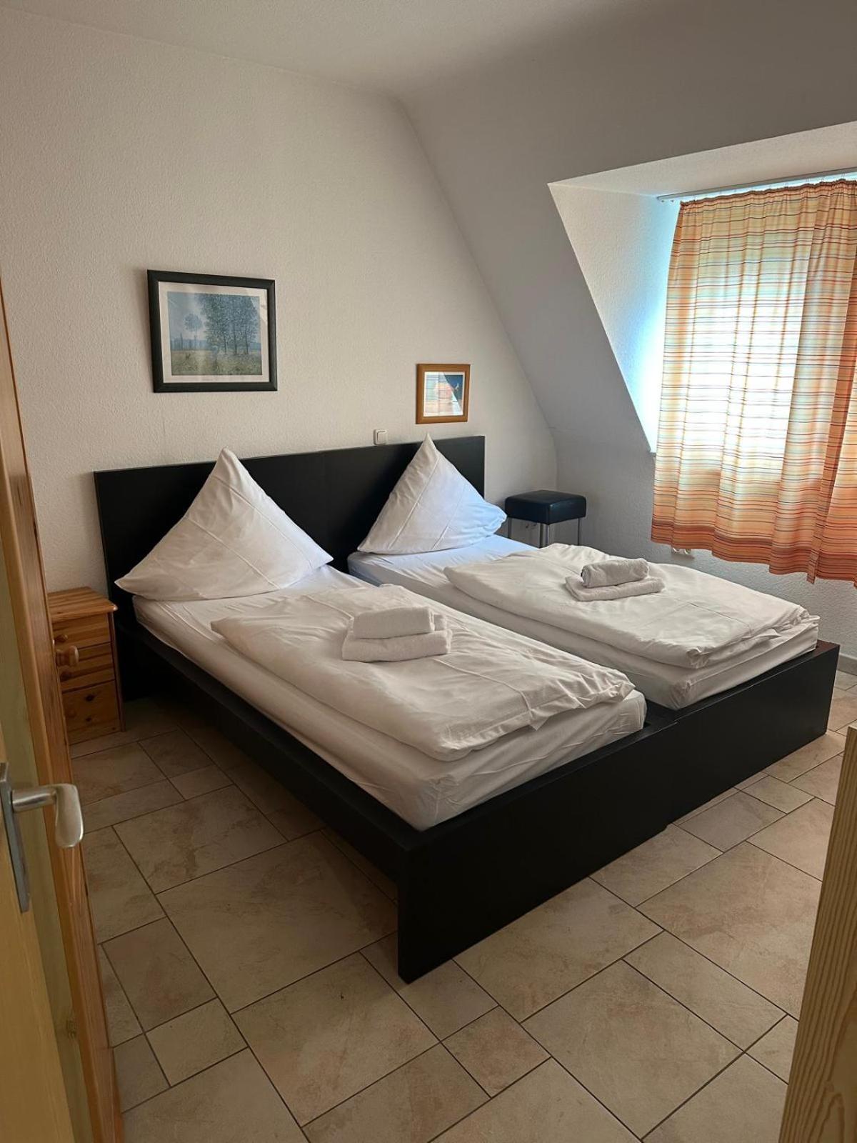 City Center - 4 Room Apartment With Kitchen And 2 Bathrooms Nuremberg Exterior photo