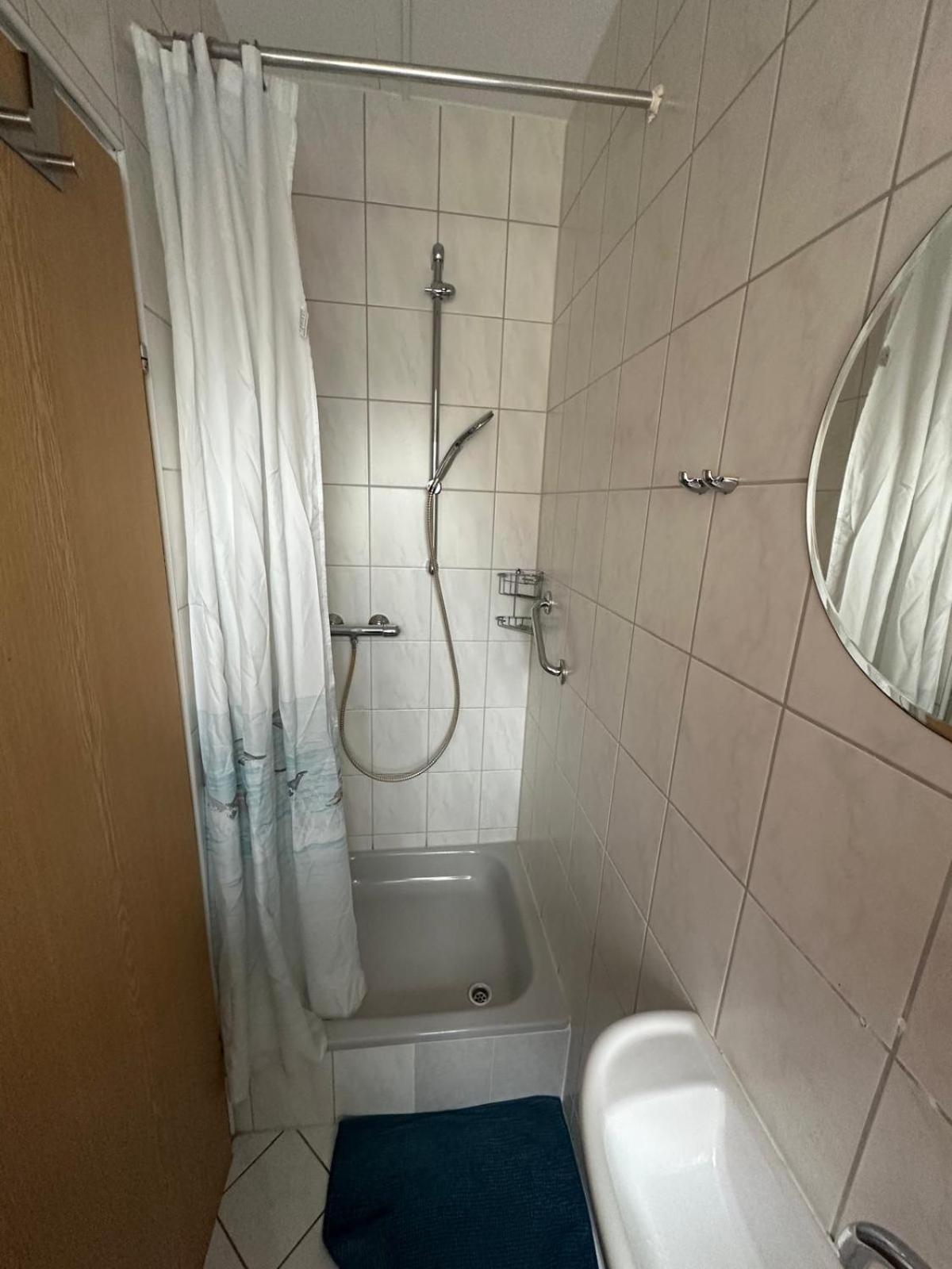 City Center - 4 Room Apartment With Kitchen And 2 Bathrooms Nuremberg Exterior photo